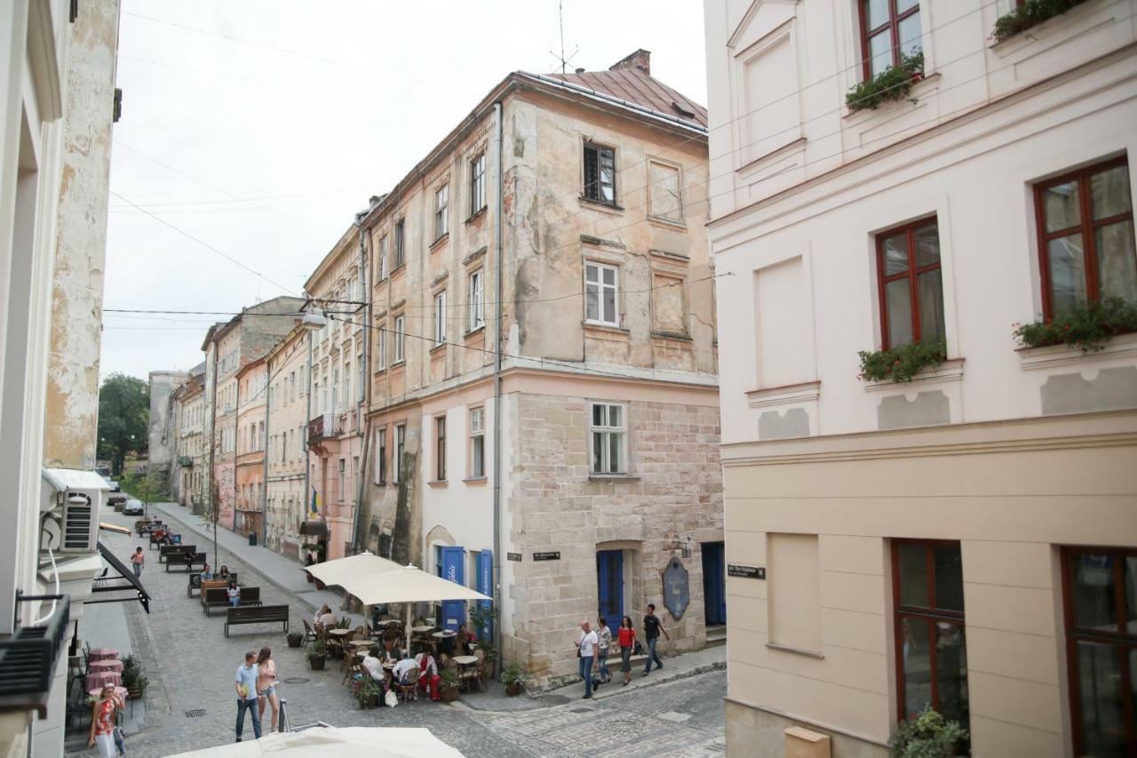Апартаменти З Балконом Lviv Extérieur photo