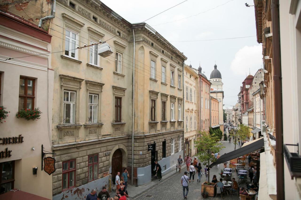 Апартаменти З Балконом Lviv Extérieur photo